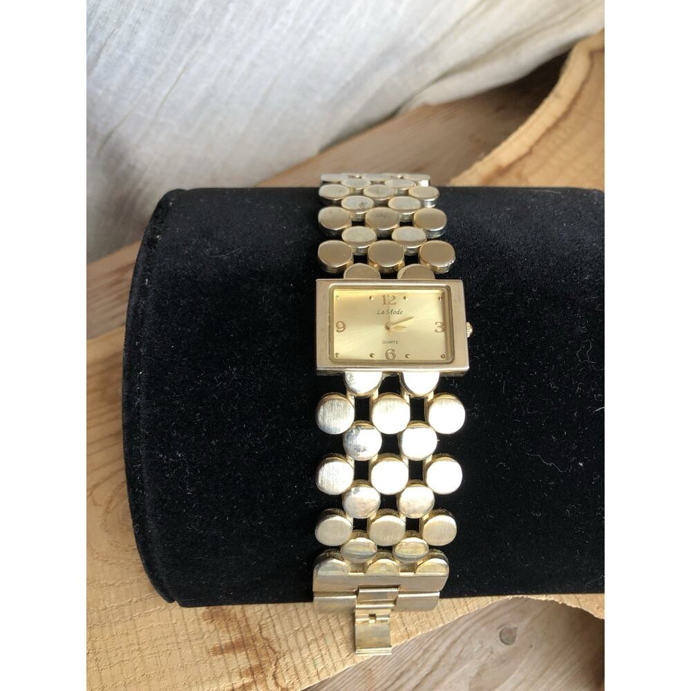 LaMode Gold Tone Watch‎ Dot Chain Wide Band 7” Quartz Modern Vintage Vibes
